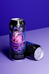Energy Drink in lila Ambiente